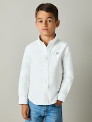 Reiss White/Navy Benton 3-9 yrs 100% Cotton Oxford Embroidered Button Down Shirt - Image 1 of 4