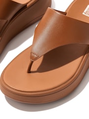 Fitflop F-Mode Leather Flatform Toe Post Sandals - Image 6 of 6