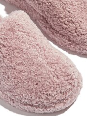 Fitflop IQushion D-Luxe Padded Teddy Mule Slippers - Image 5 of 5