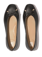 FitFlop Delicato Bow Soft Leather Ballet Flats - Image 4 of 5