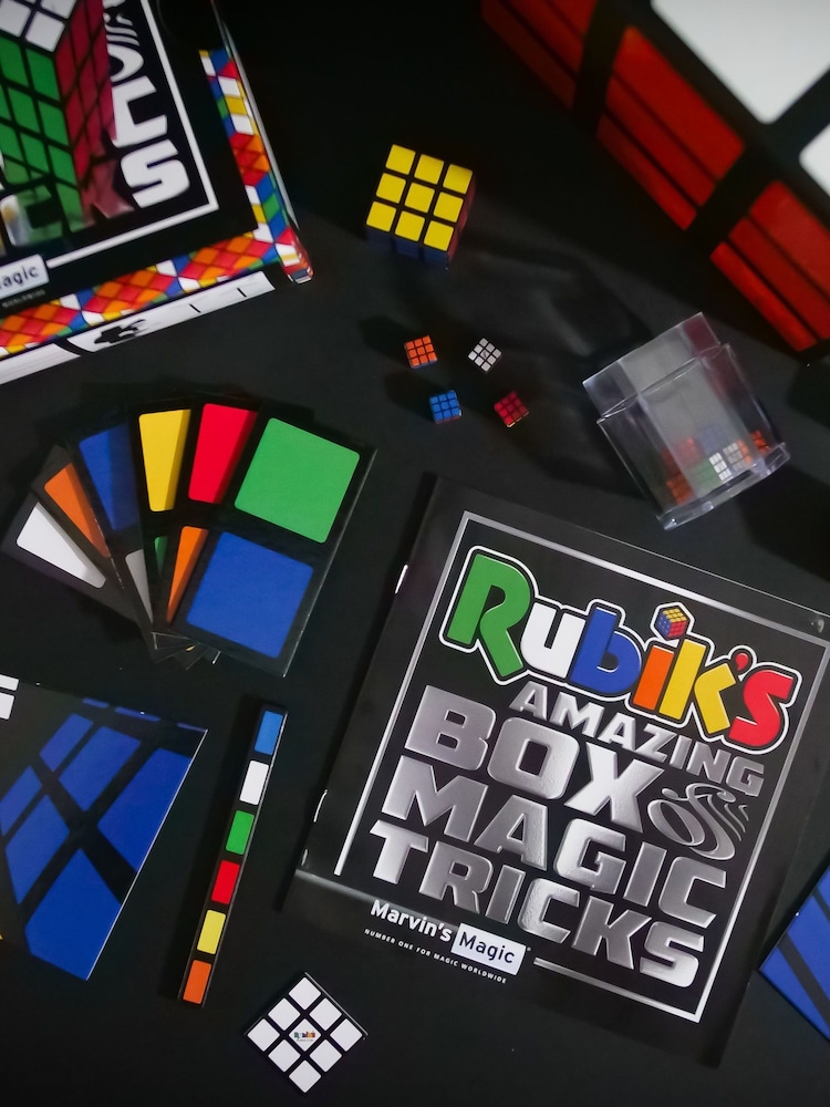 Marvins Magic Rubik's Tricks - Image 2 of 4