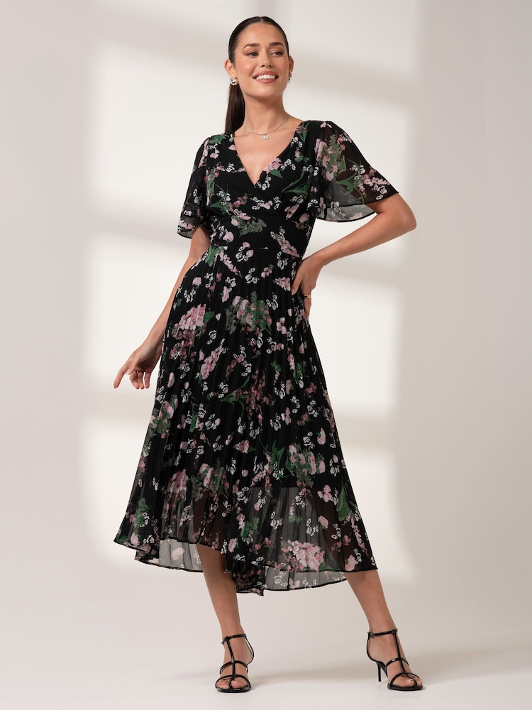 Jolie Moi Black Pleated Dip Hem Chiffon Maxi Dress - Image 6 of 6