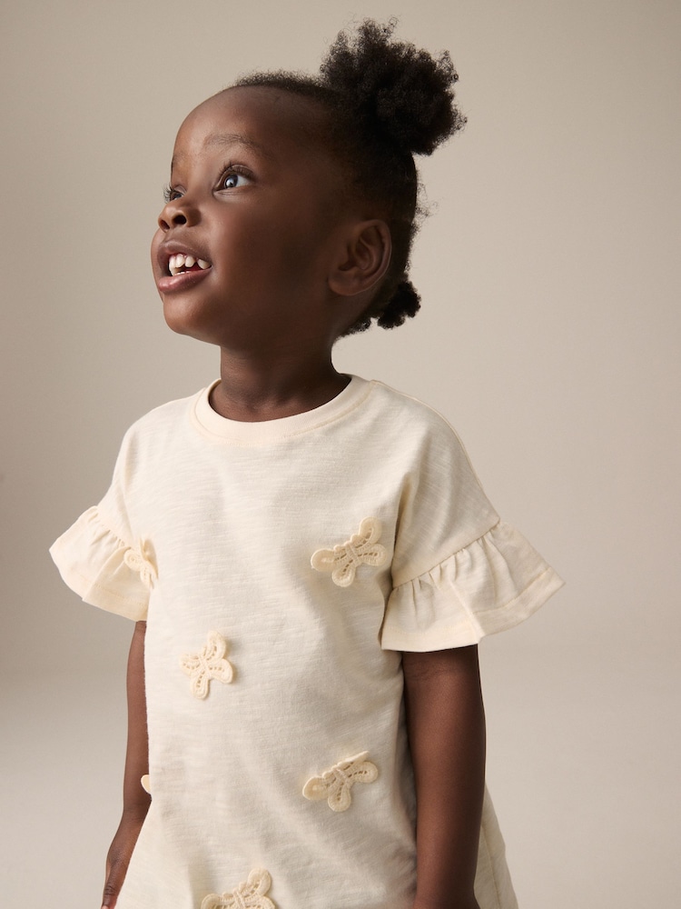 Crema - Short Sleeve Butterfly Appliqué 100% Cotton T-Shirt (3mths-7yrs) - Imagen 1 de 8 Crema - Short Sleeve Butterfly Appliqué 100% Cotton T-Shirt (3mths-7yrs) - Imagen 1 de 8