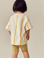 Cream Padded Flower Short Sleeve T-Shirt and Cycle Shorts Set (3mths-7yrs) - Image 3 of 9