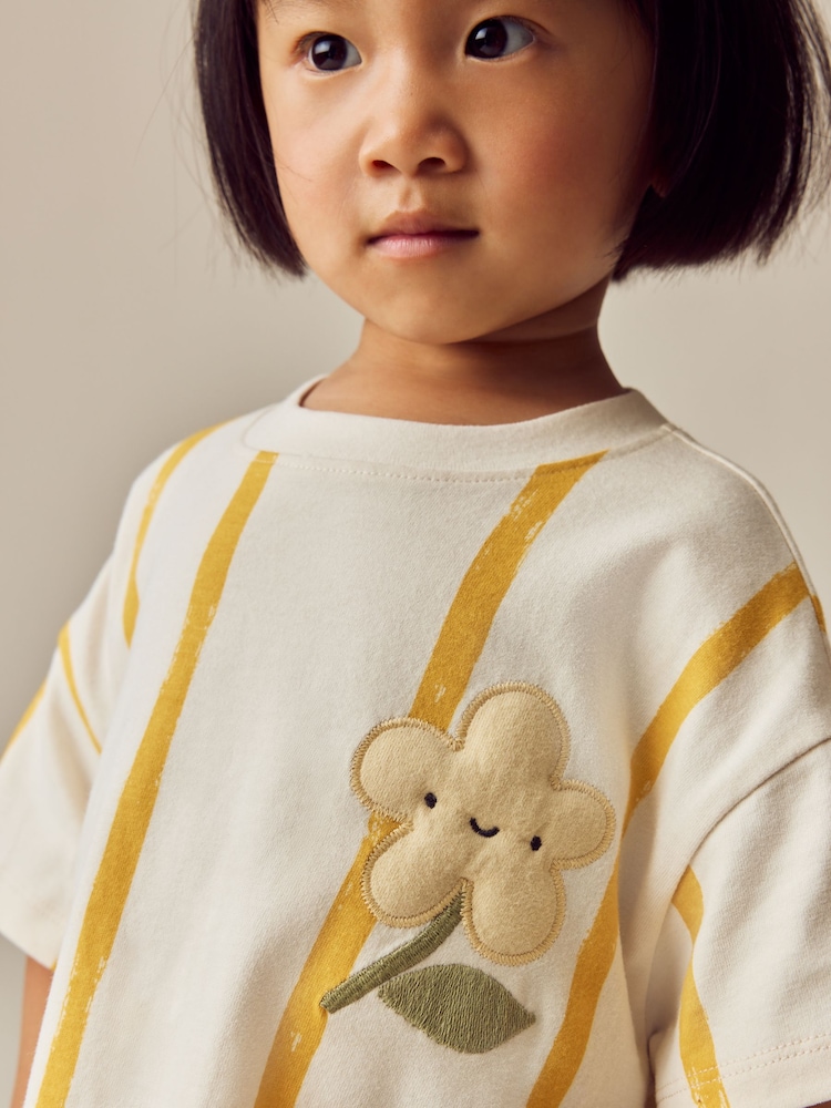 Cream Padded Flower Short Sleeve T-Shirt and Cycle Shorts Set (3mths-7yrs) - Image 4 of 9