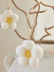 Set of 6 White Felt Flower Hanging Decorations - Image 2 of 3
