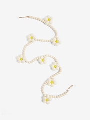 White Spring Daisy Flower Bunting - Image 3 of 4