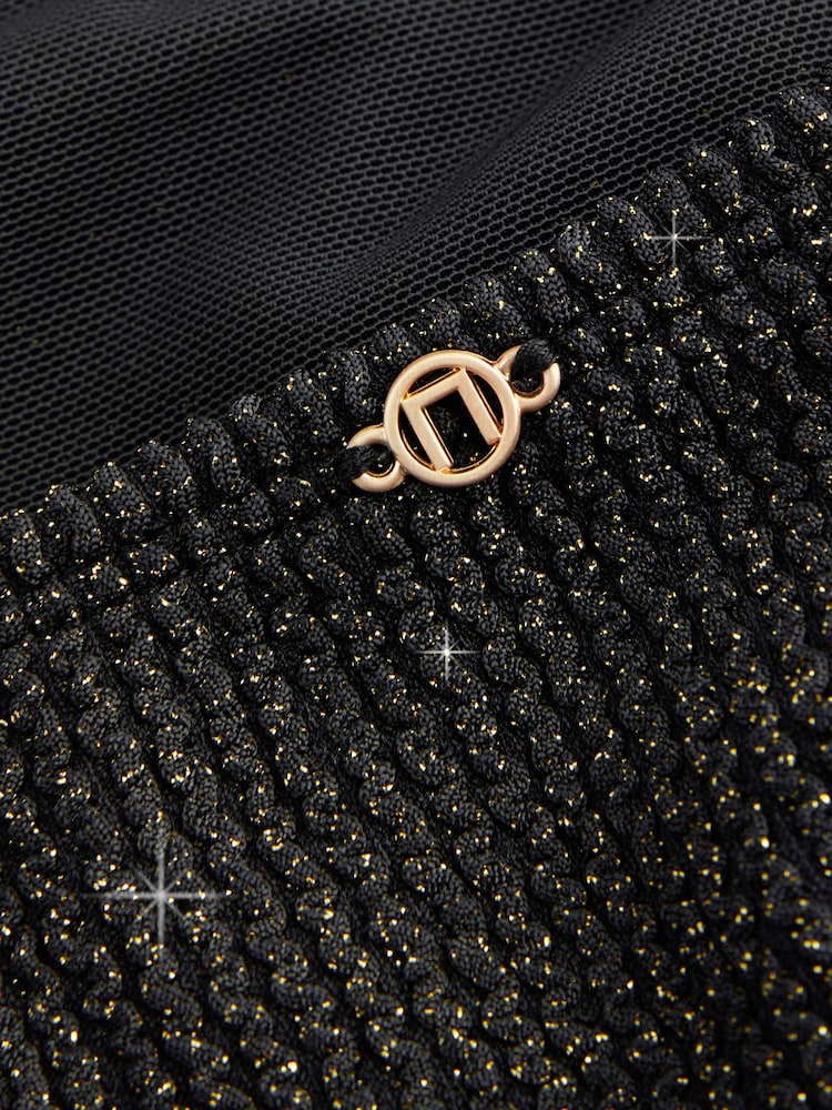 Glitzeroptik, Schwarz/Gold - Figurformender Badeanzug mit tiefem Ausschnitt - Bild 15 von 15 Glitzeroptik, Schwarz/Gold - Figurformender Badeanzug mit tiefem Ausschnitt - Bild 15 von 15