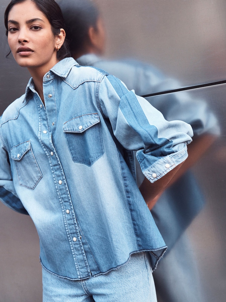 Azul medio con patchwork - Oversize Denim 100% Cotton Shirt - Imagen 1 de 9