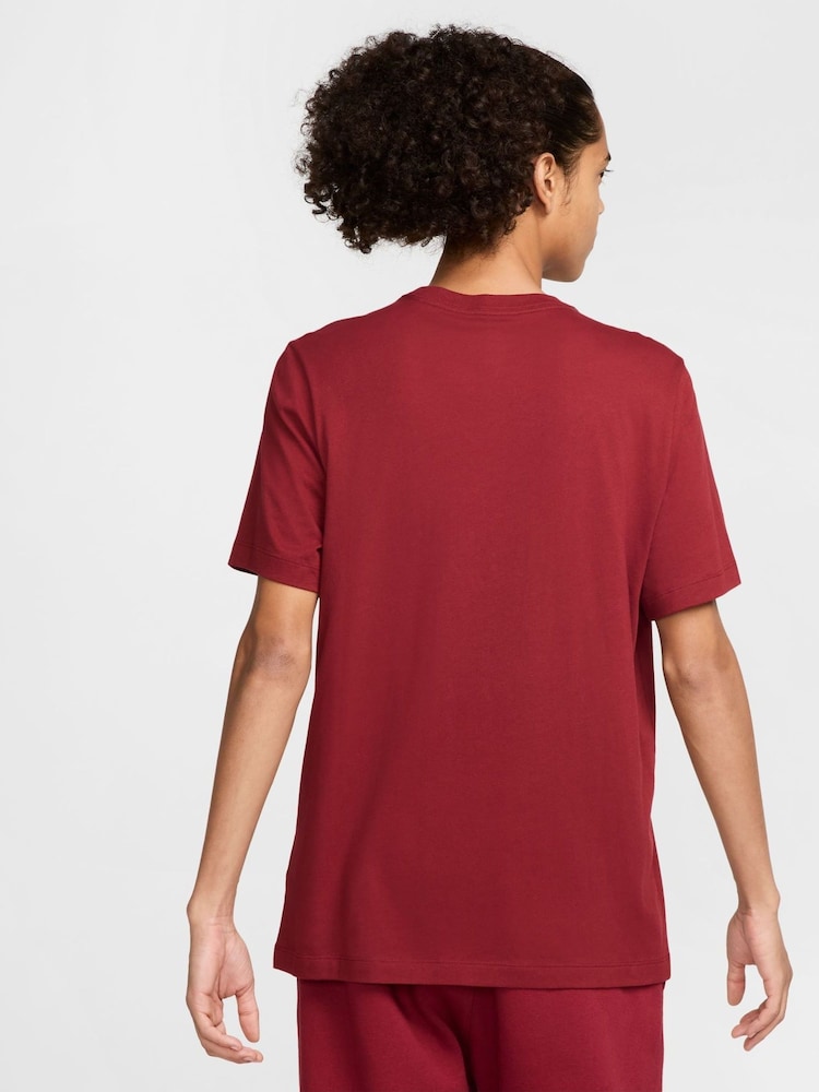 Nike Team Red Club T-Shirt - Image 2 of 7 Nike Team Red Club T-Shirt - Image 2 of 7