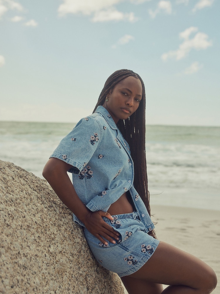 Blue Embroidered 100% Cotton Pull On Denim Shorts - Image 2 of 5
