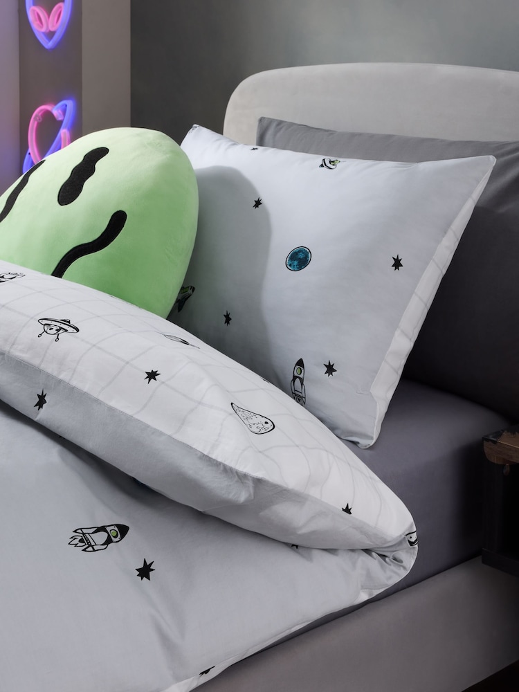 Spaceships Supersoft 100% Cotton Percale 200 Thread Count Duvet Cover and Pillow Case Set - Image 6 of 9