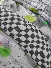 2 Pack Neon Graffiti Duvet Cover and Pillowcases Set - Image 4 of 8