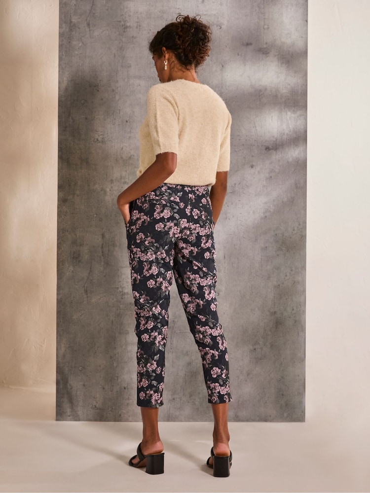 FatFace Isobel Blue Isobel Jacquard Trouser - Image 2 of 6 FatFace Isobel Blue Isobel Jacquard Trouser - Image 2 of 6