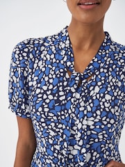 فستان نهاري برباط رقبة من تشكيلة Laurie من Crew Clothing - صورة 4 من 4