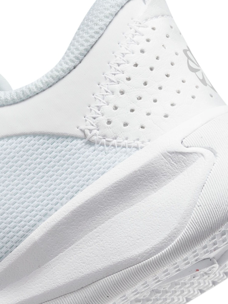 Nike White White Junior Omni Multi Court Trainers - Image 10 of 11