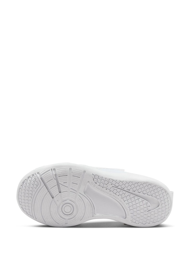 Nike White White Junior Omni Multi Court Trainers - Image 8 of 11