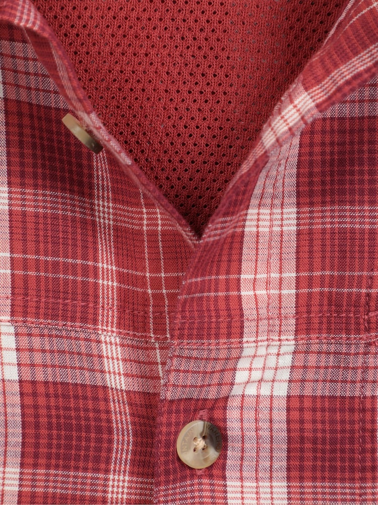 Mountain Warehouse Berry Red 100% Cotton Holiday Mens Short Sleeve Shirt - Image 6 of 6