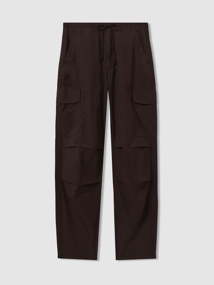 Reiss Chocolate Alessio Tapered Drawstring Cotton Combat Trousers - Image 2 of 6