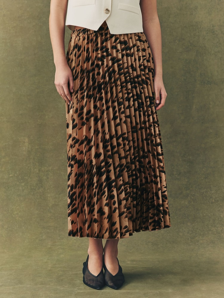 Leopard Print Pleated Maxi Skirt - Image 2 of 7