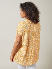 Galben - Evans Ikat Evazat Top - Image 3 of 5