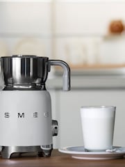 Smeg White Electric Milk Frother - Image 2 of 8