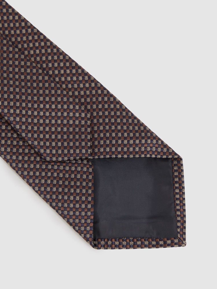 Reiss Dark Brown Atrani Silk Blend Textured Weave Tie - Image 4 of 5