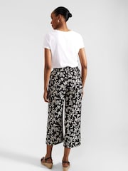 Hobbs Black Eve Crop Trousers - Image 2 of 4