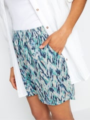 M&Co Blurry Ikat Shorts mit V-Ausschnitt - Bild 4 von 5