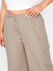 Yours Curve Linen Look Cargo Trousers - Imagen 4 de 5