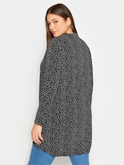 Yours Curve Black Abstract Print Shirt - Image 3 of 5