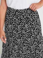Yours Curve Black Textured Maxi Skirt - Image 4 of 5