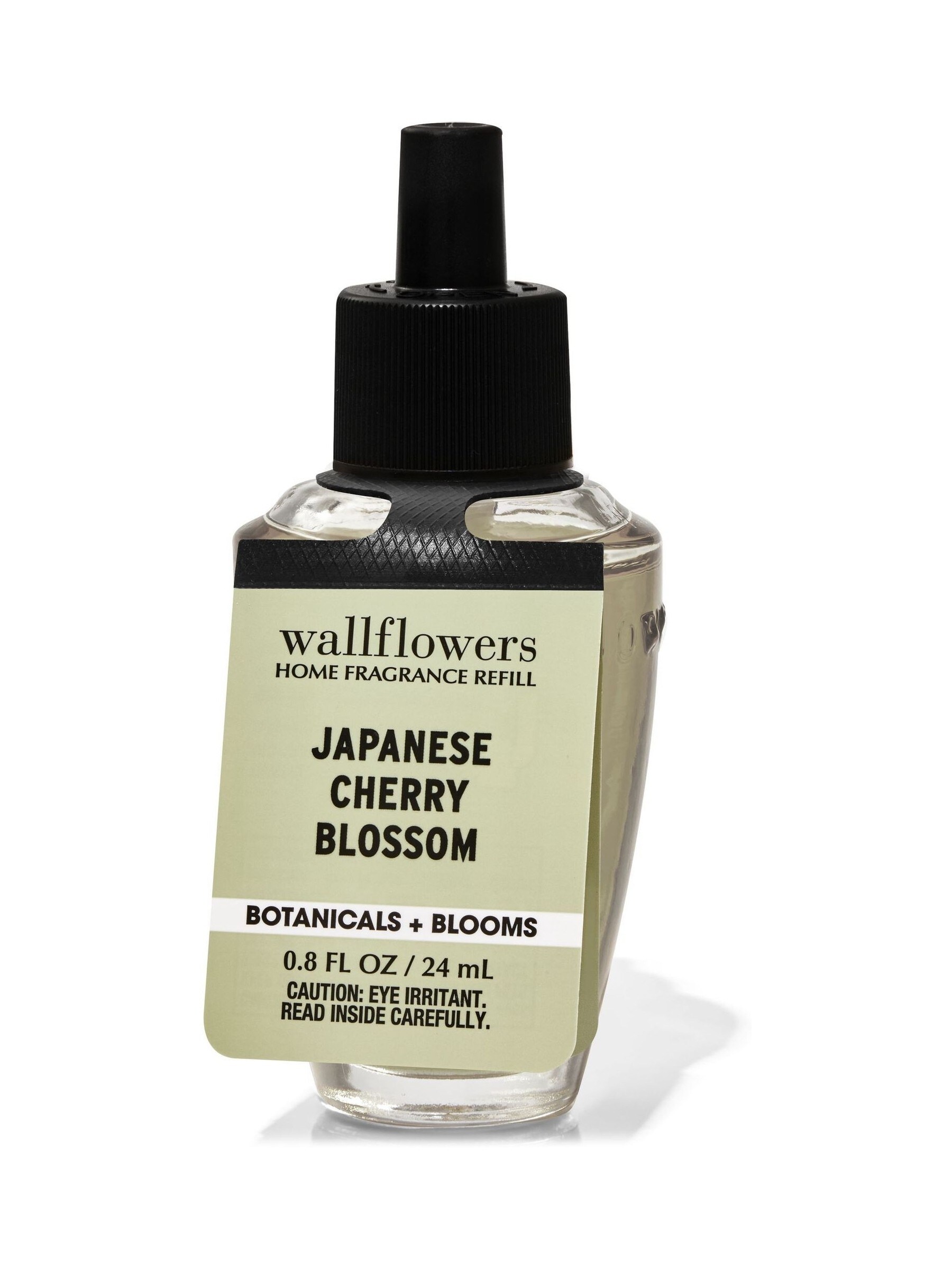 □ ち Bath & Body Works プラグ+リフィル3個 Bath & Body Works 3 Piece Gift Box Set - Japanese Cherry