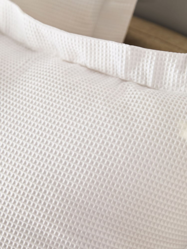 Set of 2 White Waffle Large Square Pillowcases - Image 3 of 5