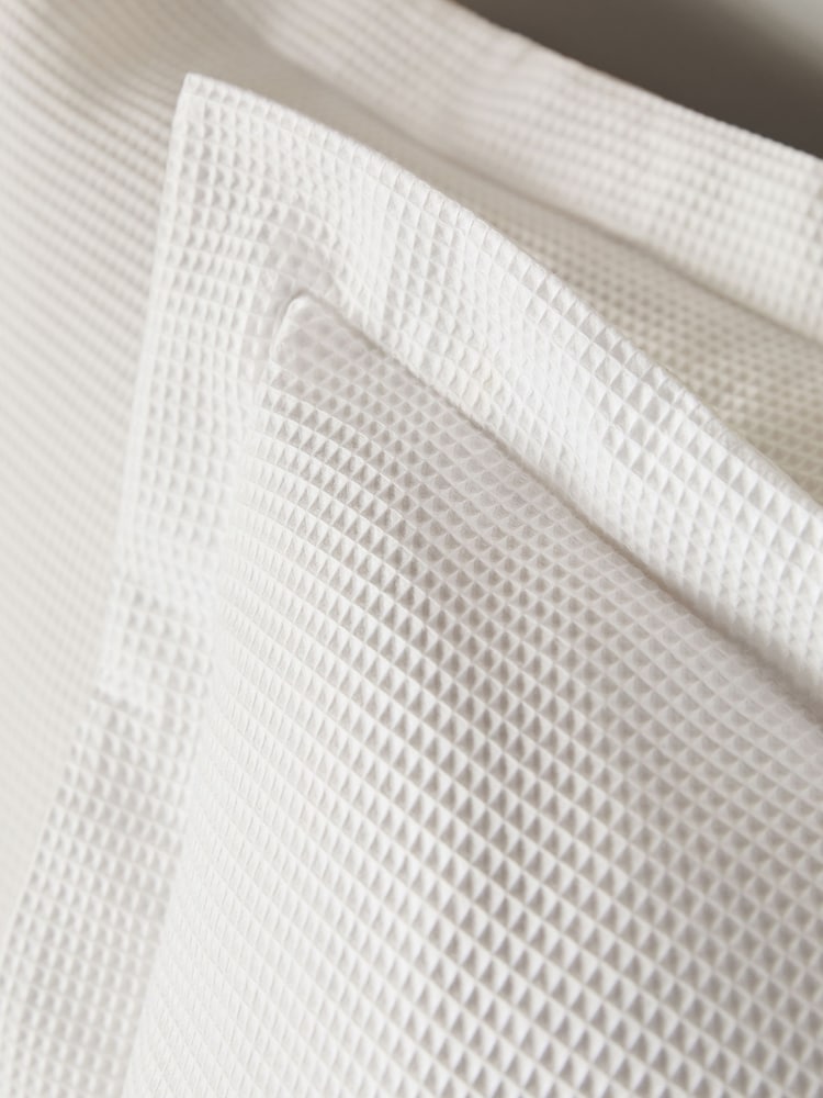 Set of 2 White Waffle Large Square Pillowcases - Image 4 of 5