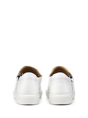 Bela - Hotter Daisy Slip-On Zip čevlji - Slika 4 iz 4