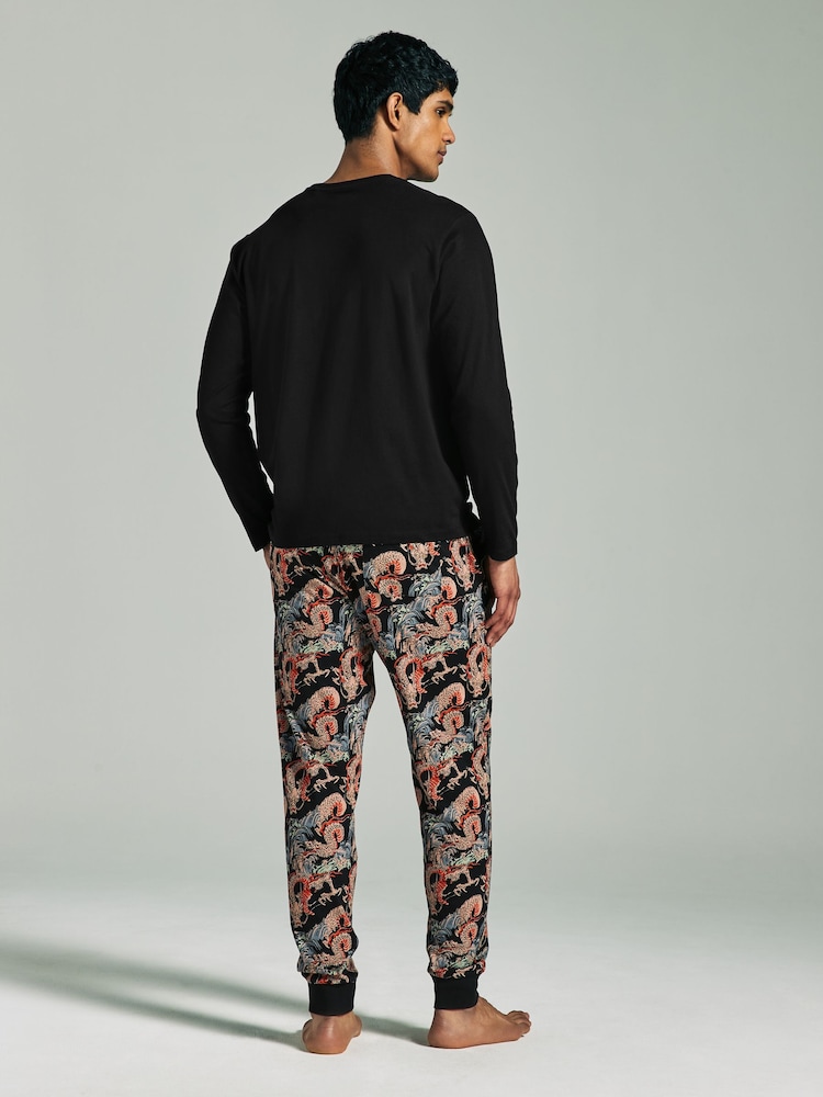أسود - Musee D'art Dragon Print Pyjamas Set - صورة 2 من 11 أسود - Musee D'art Dragon Print Pyjamas Set - صورة 2 من 11