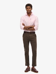 Marrón - Pantalones chinos International de Superdry - Imagen 1 de 5