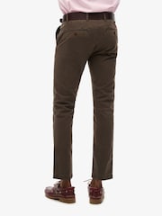 Marrón - Pantalones chinos International de Superdry - Imagen 5 de 5
