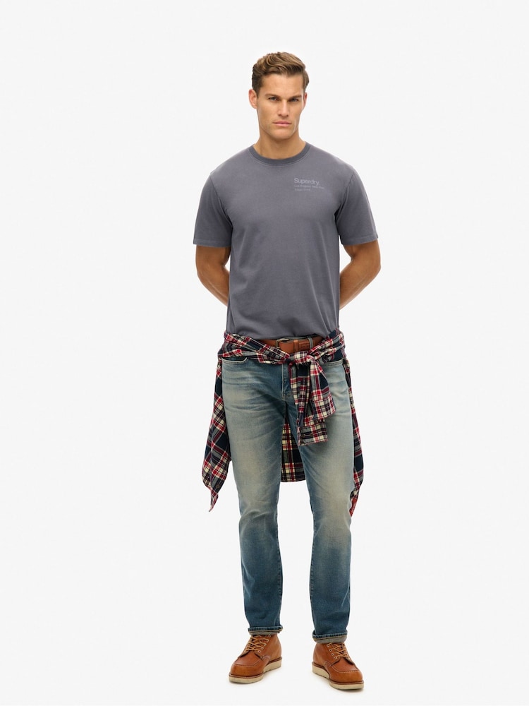 Grau - Superdry Core Logo City Loose Fit T-Shirt - Bild 2 von 4