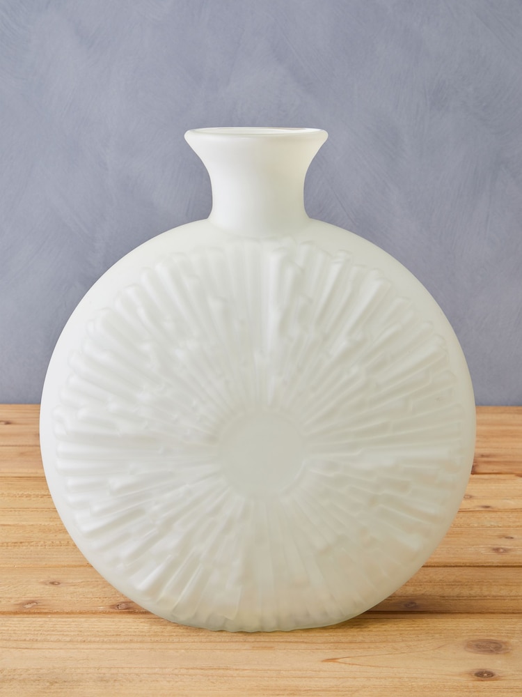 Fifty Five South White Hadia Sunburst Cut Glass Vase - Image 6 of 6