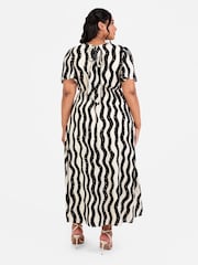 Lovedrobe Cream Mono Wave Print Curved Waist Angel Sleeve Midaxi Dress - Image 2 of 4