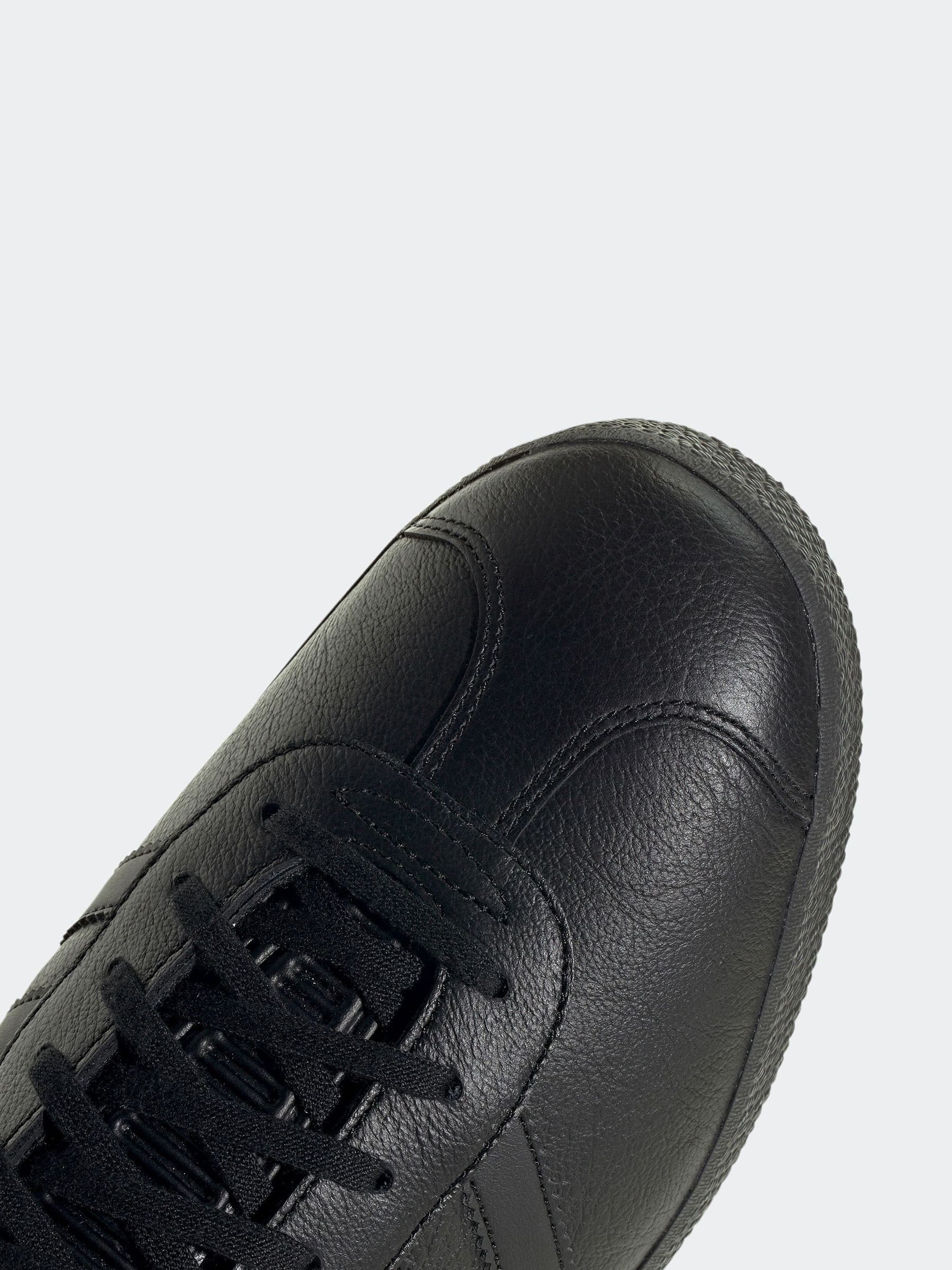 FOOT INDUSTRY × adidas GAZELLE 26 黒 レザー FOOT INDUSTRY × adidas GAZELLE 26 黒 レザー - メルカリ