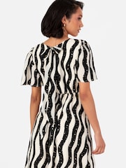 Lovedrobe Cream Mono Wave Print Curved Waist Angel Sleeve Midaxi Dress - Image 3 of 6