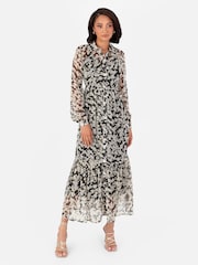 Lovedrobe Gestuftes Midaxi-Hemdkleid mit Metallic-Faden - Bild 1 von 6