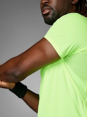 adidas Green Adizero Essentials Running T-Shirt - Image 8 of 11
