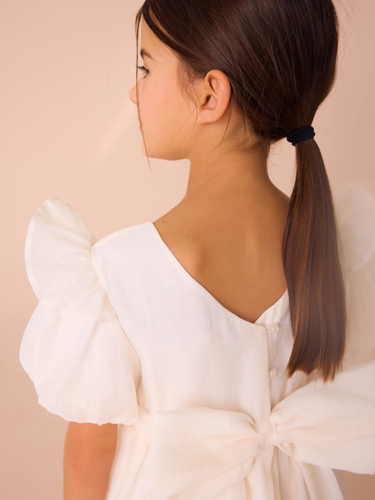 أبيض عاجي - فستان للبنات بفيونكة من الخلف وطبعة زهور من Laura Ashley - Image 4 of 9
