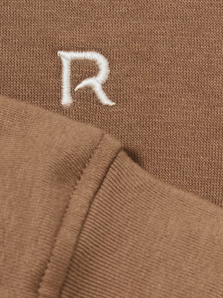 Reiss Camel Avery 3-9 yrs Cotton-Blend Sweatshirt and Joggers Set - Image 4 of 4