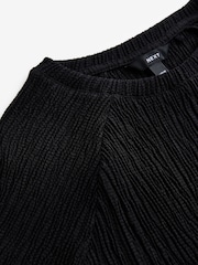 Black Raglan Short Sleeve Textured Top - Image 5 of 6