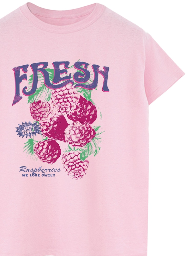 Brands In Pink Raspberries In Love Boyfriend Fit Graphic T-Shirt - Image 4 of 4 Brands In Pink Raspberries In Love Boyfriend Fit Graphic T-Shirt - Image 4 of 4